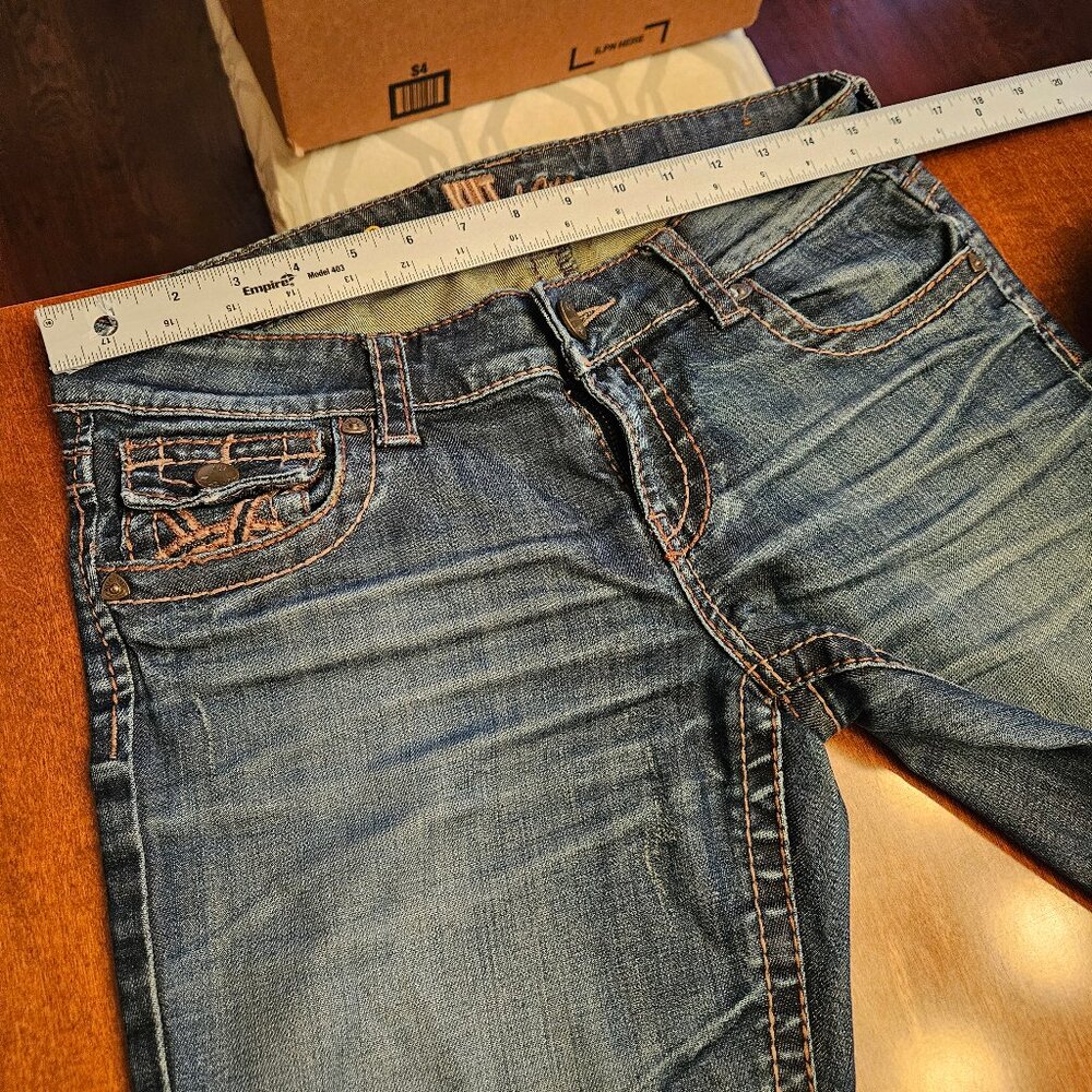 Kut from the Kloth Women's "So Low" Jeans, Size 6 - Picture 10 of 15